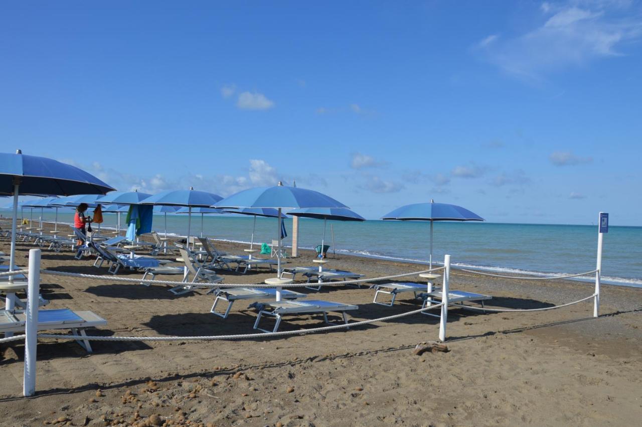 Miledy Monolocale Direttamente Sul Mare Daire Marina di Castagneto Carducci Dış mekan fotoğraf