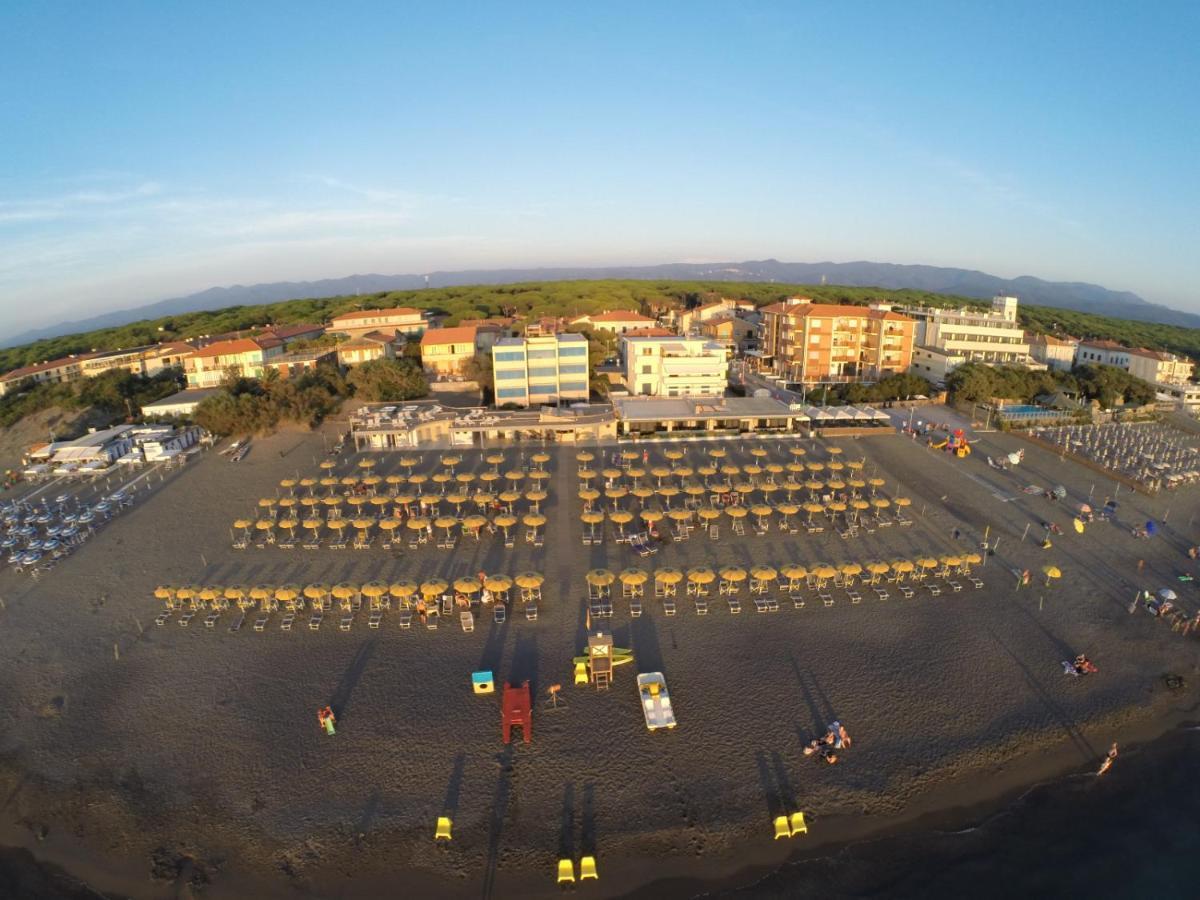 Miledy Monolocale Direttamente Sul Mare Daire Marina di Castagneto Carducci Dış mekan fotoğraf